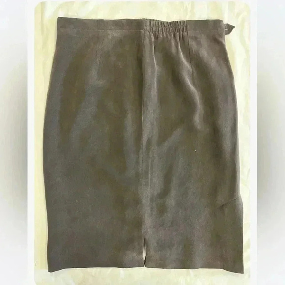 Dana Buchman 100% Silk Brown Lined Pencil Skirt Size 12 - Picture 9 of 14